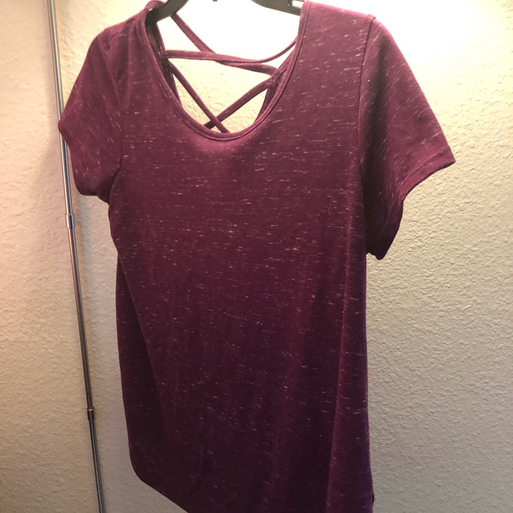 Cross back maroon shirt